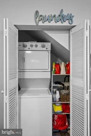 $325,000 | 436 Hunt Avenue, Hamilton, NJ 08610