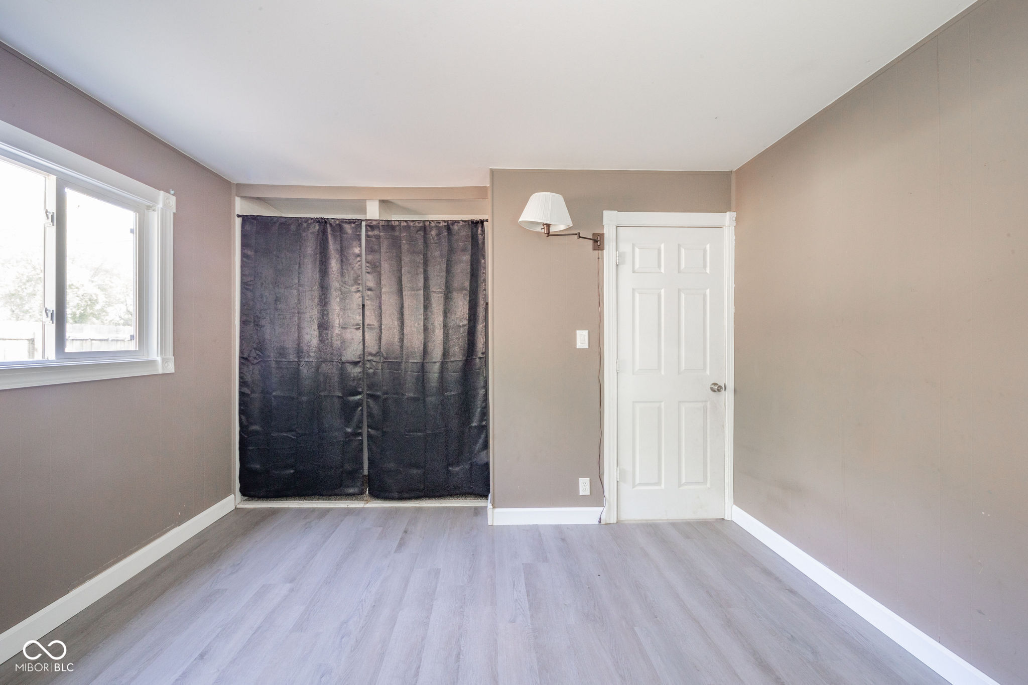 404 Ellerdale Road Chesterfield, IN 46017 - Photo 12 of 22 Gallery Image 12