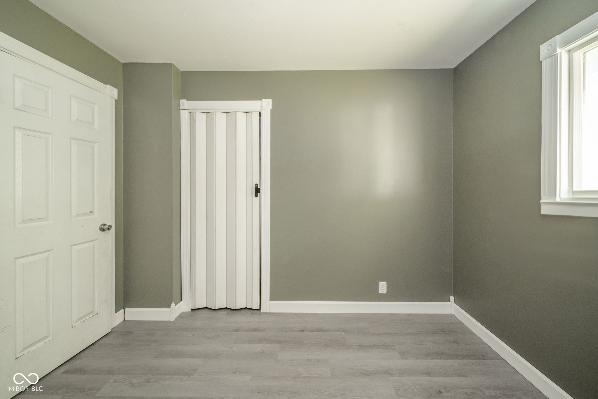 404 Ellerdale Road Chesterfield, IN 46017 - Photo 14 of 22 Gallery Image 14