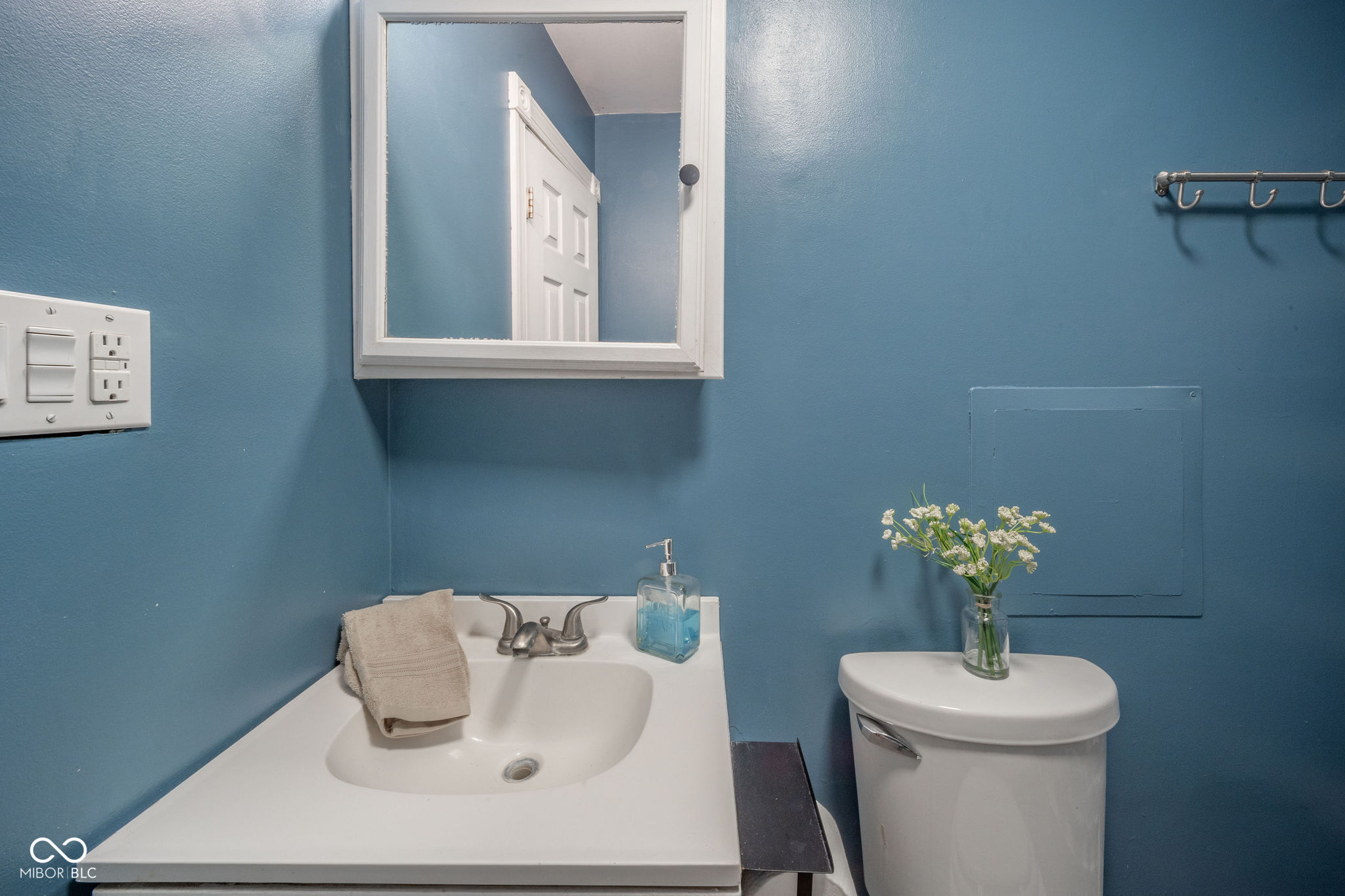 404 Ellerdale Road Chesterfield, IN 46017 - Photo 17 of 22 Gallery Image 17