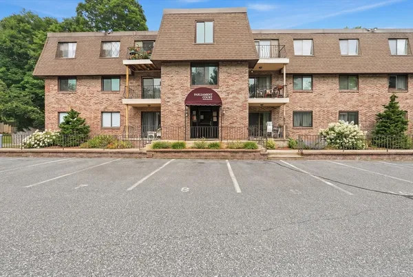 $268,000 | 59 School Street, Unit B2, Northborough, MA 01532