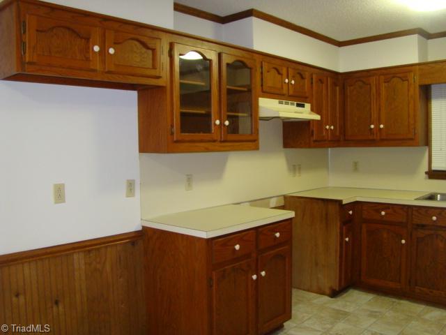 5146 Gracewood Road Ramseur, NC 27316 - Photo 6 of 16 Kitchen.