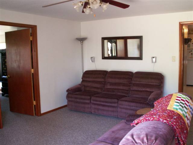 14021 78th Avenue West Taylor Ridge, IL 61284 - Photo 3 of 12 Gallery Image 3
