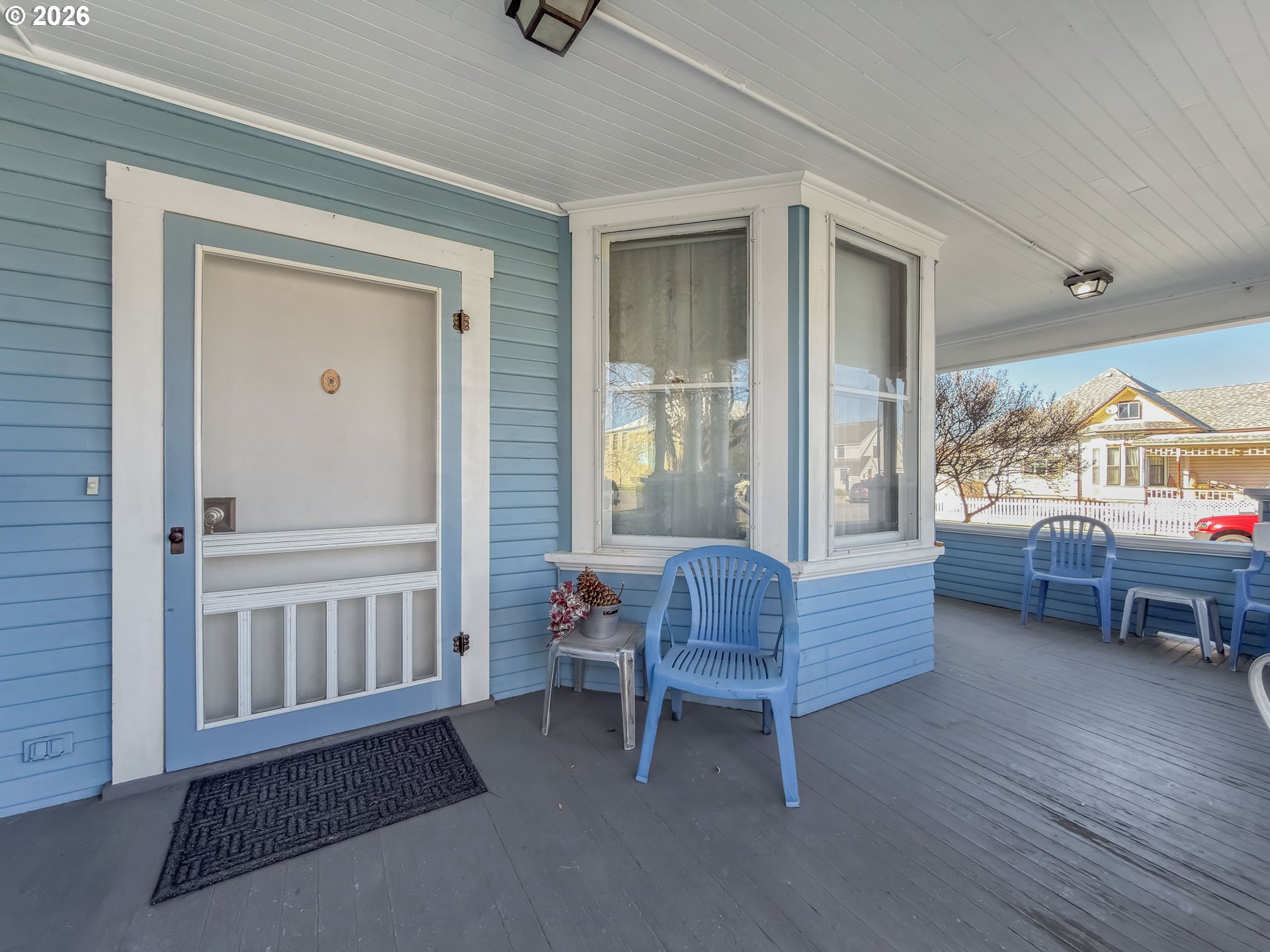 2291 2nd Street Baker City, OR 97814 - Photo 4 of 48 a living room with furniture and a window