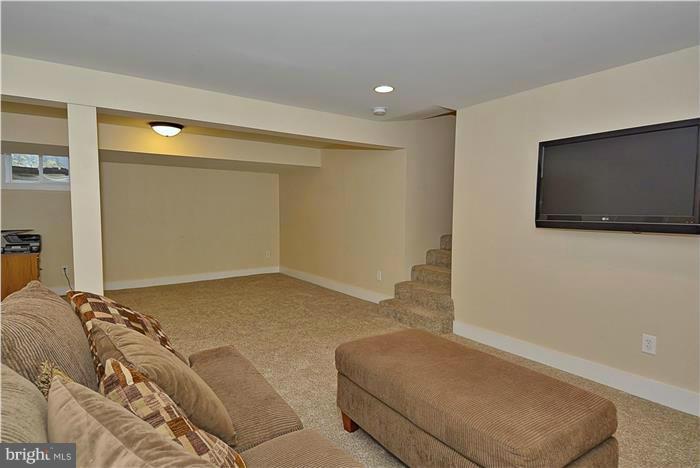 809 Winhall Way Silver Spring, MD 20904 - Photo 21 of 27 Interior (General)