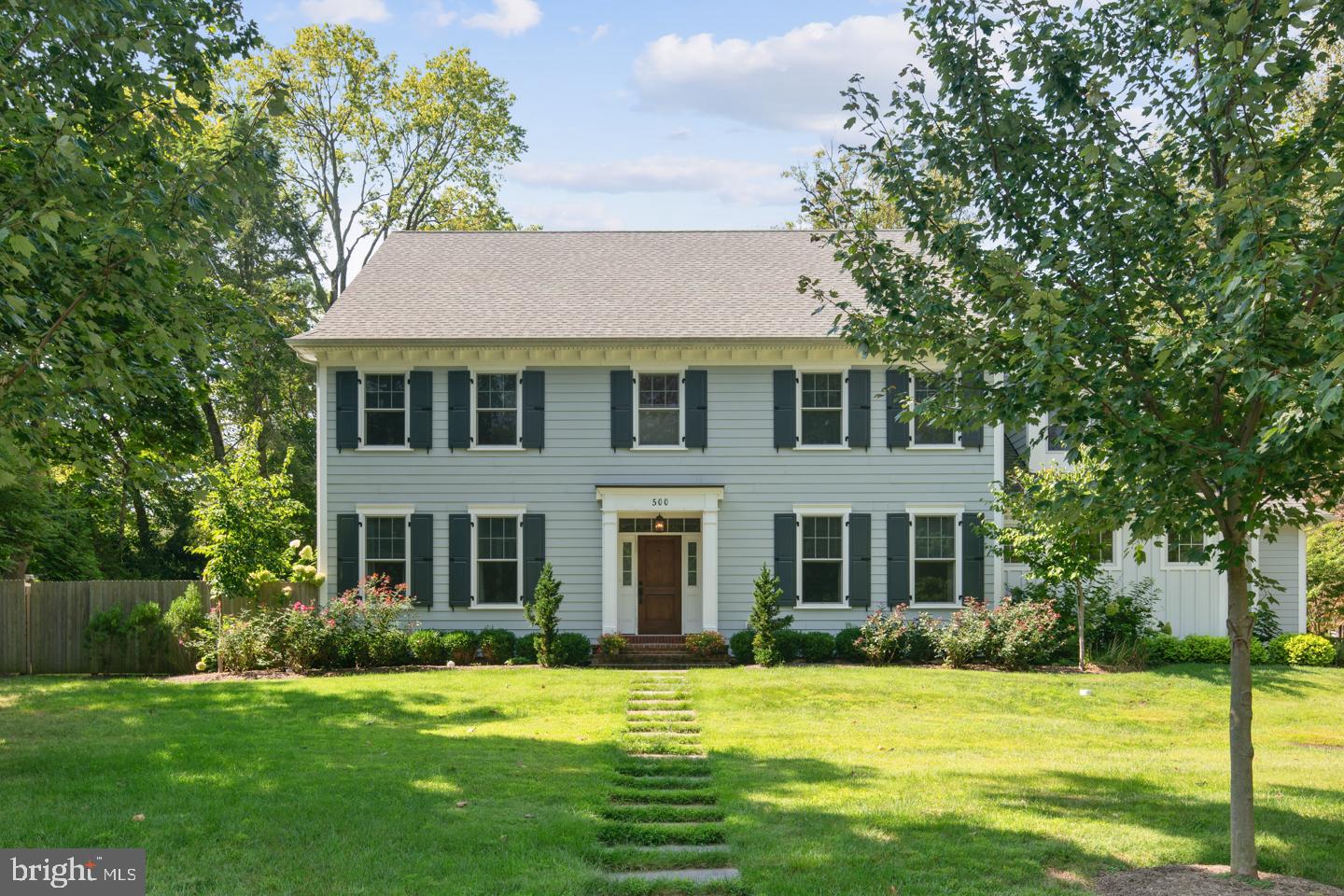 Welcome to 500 West Beechtree Lane!