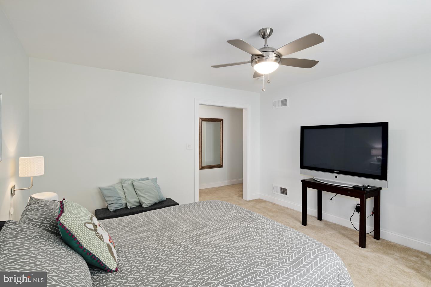 500 West Beechtree Lane Wayne, PA 19087 - Photo 25 of 45