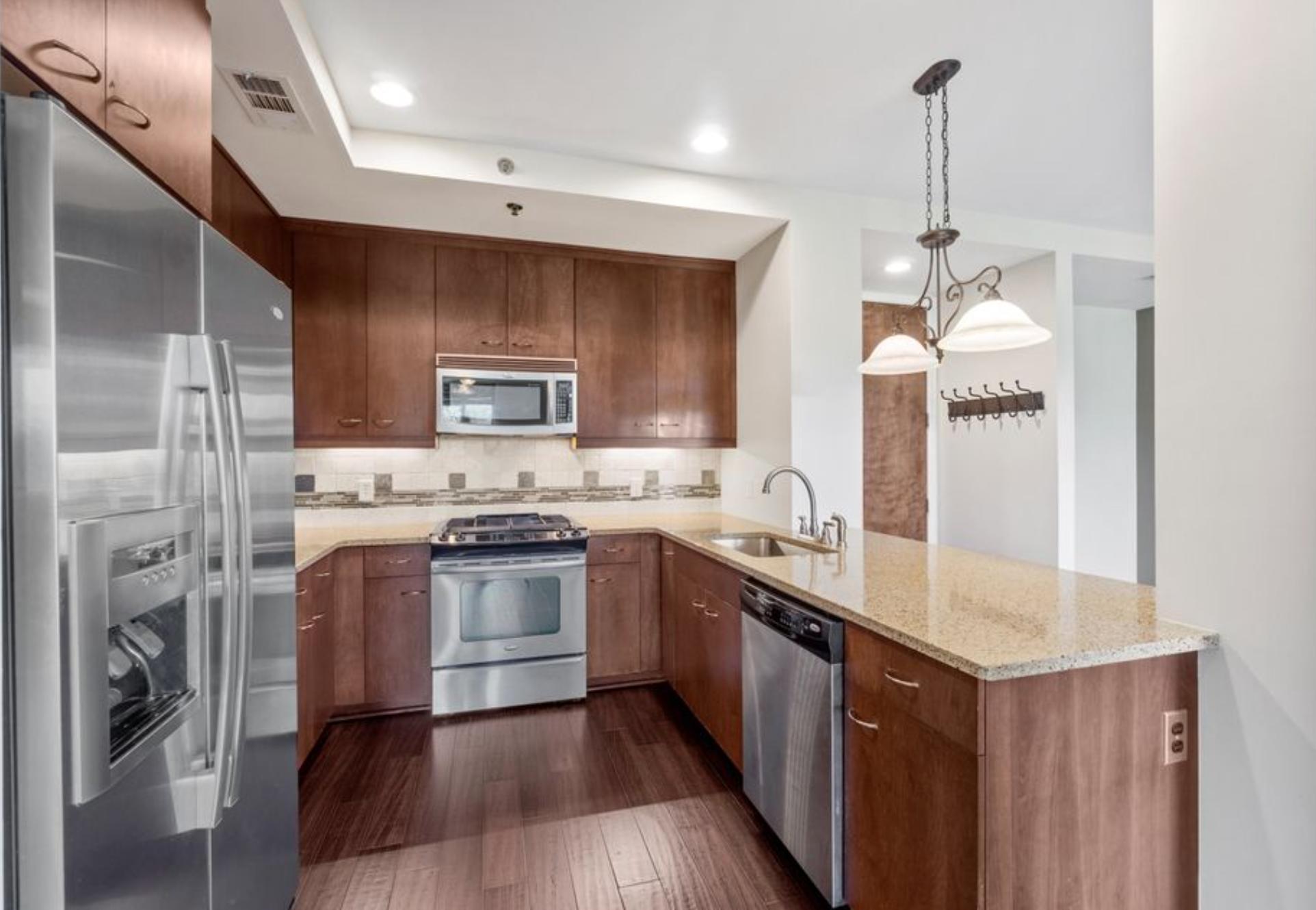 200 Manufacturers Road, Unit 210 Chattanooga, TN 37405 - Photo 1 of 24 Open Kitchen