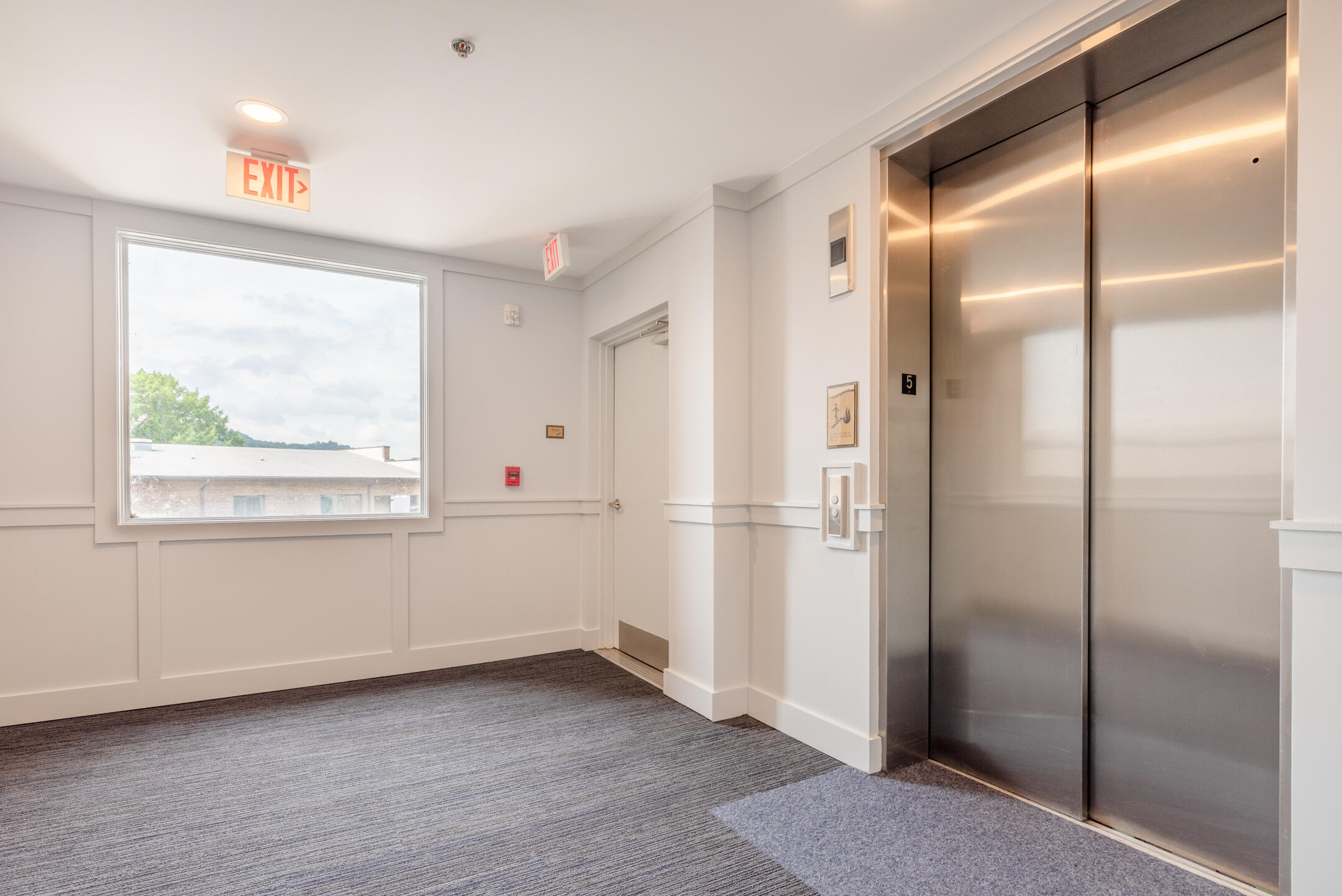 200 Manufacturers Road, Unit 210 Chattanooga, TN 37405 - Photo 18 of 24 Convenient to Elevator
