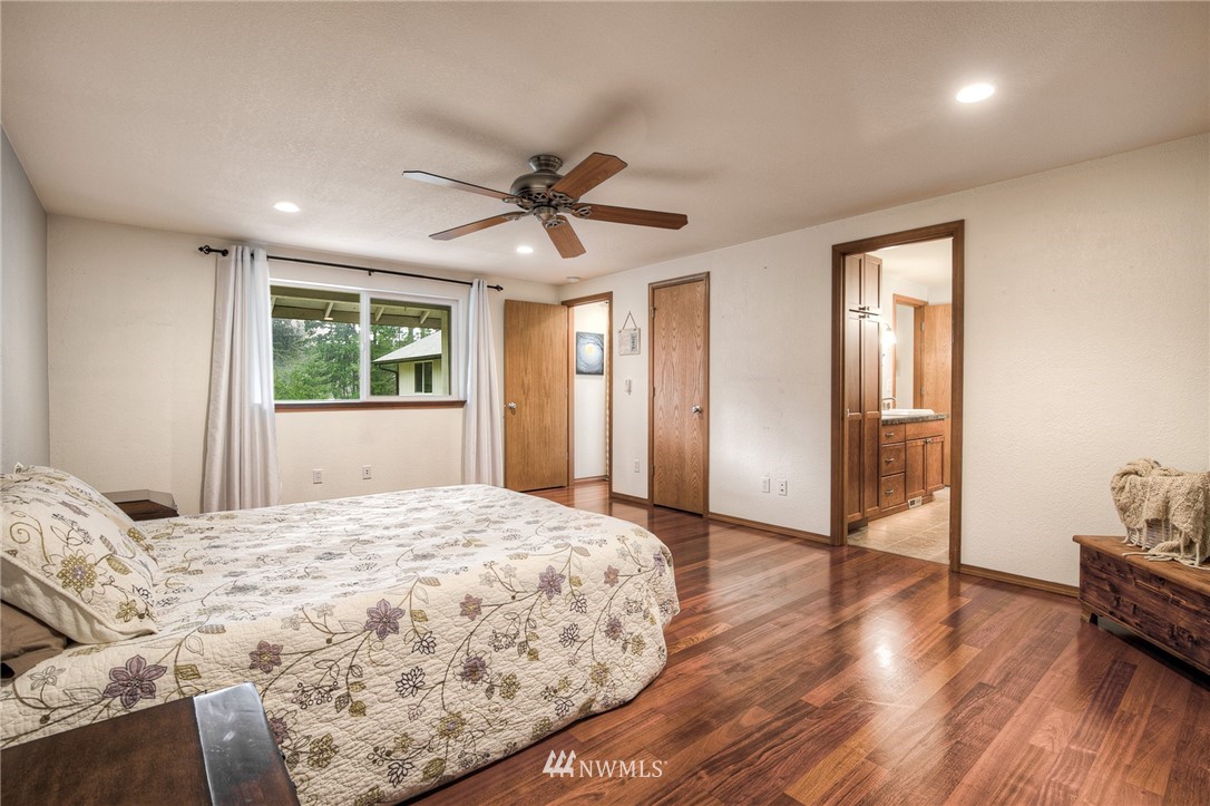5324 133rd Avenue Southwest Rochester, WA 98579 - Photo 11 of 35
