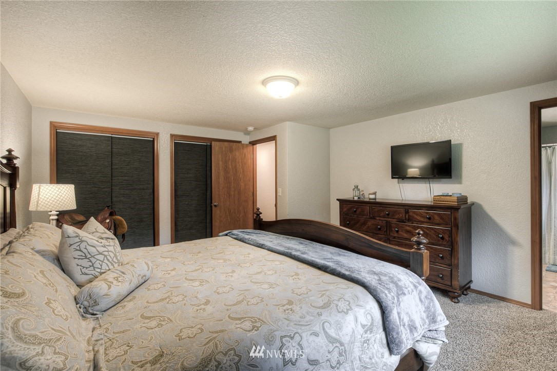 5324 133rd Avenue Southwest Rochester, WA 98579 - Photo 14 of 35