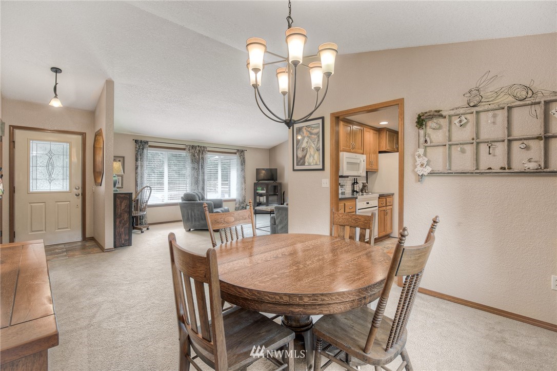 5324 133rd Avenue Southwest Rochester, WA 98579 - Photo 7 of 35