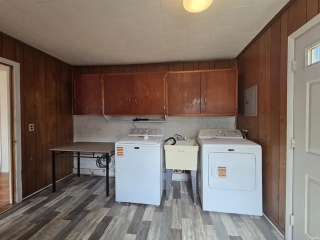 $135,900 | 120 Mcvay Street, Crane, IN 47522