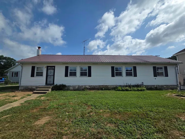 $135,900 | 120 Mcvay Street, Crane, IN 47522