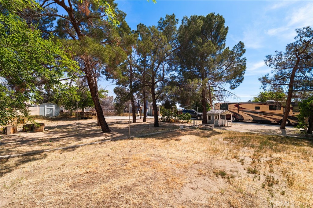11835 Old Ranch Road Victorville, CA 92392 - Photo 5 of 17