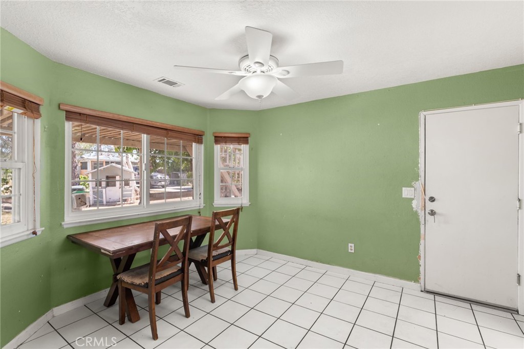11835 Old Ranch Road Victorville, CA 92392 - Photo 6 of 17