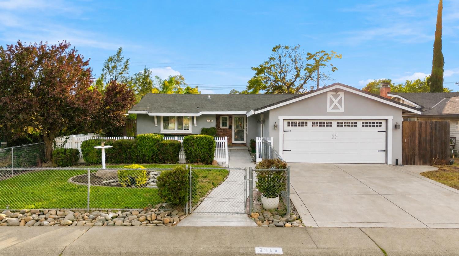7217 Circlet Way Citrus Heights, CA 95621 - Photo 1 of 27