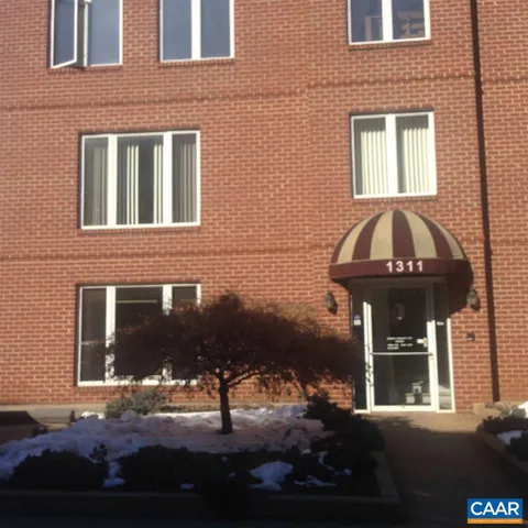 $1,325 | 1311 Wertland Street, Unit C, Charlottesville, VA 22903