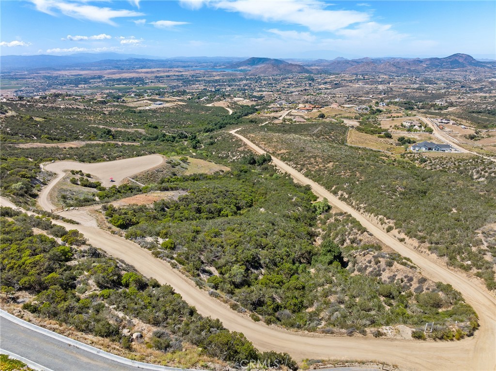 39767 Esplendida Way Temecula, CA 92592 - Photo 11 of 22