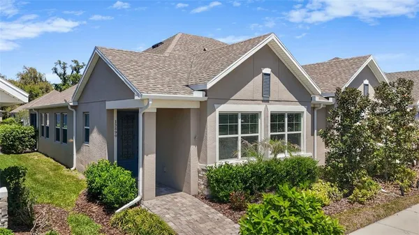 $340,000 | 13890 Kingfisher Glen Drive, Lithia, FL 33547