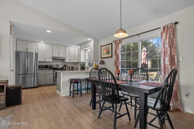 $350,000 | 1908 Champion Drive, Morehead City, NC 28557