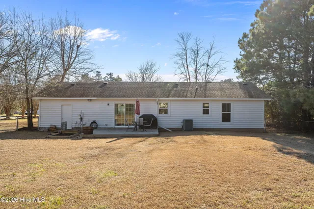 $350,000 | 1908 Champion Drive, Morehead City, NC 28557
