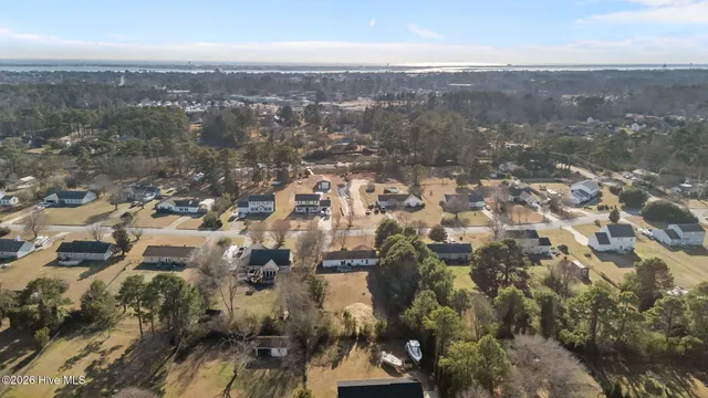 $350,000 | 1908 Champion Drive, Morehead City, NC 28557