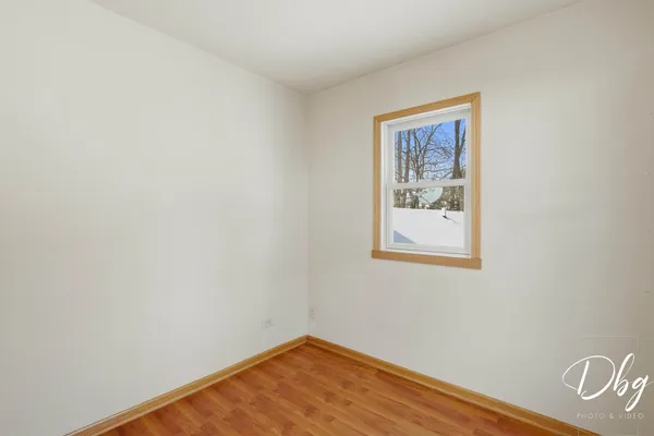 $375,000 | 21870 Lake Avenue, Round Lake, IL 60073