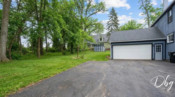 $375,000 | 21870 Lake Avenue, Round Lake, IL 60073