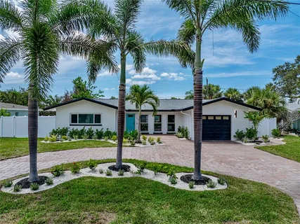 $779,900 | 6709 Cardinal Drive South, St. Petersburg, FL 33707