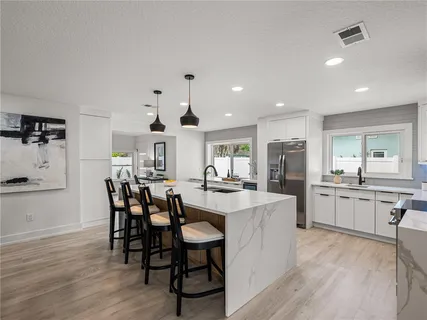 $779,900 | 6709 Cardinal Drive South, St. Petersburg, FL 33707