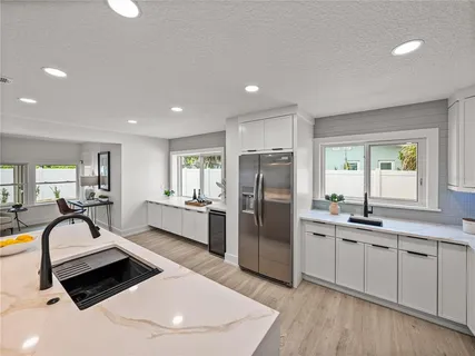 $779,900 | 6709 Cardinal Drive South, St. Petersburg, FL 33707