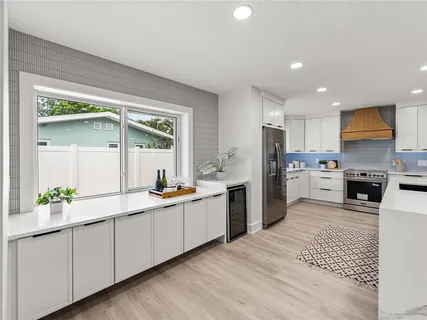 $779,900 | 6709 Cardinal Drive South, St. Petersburg, FL 33707