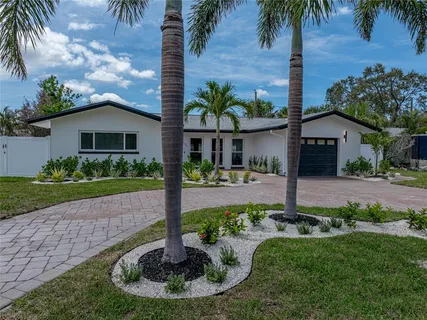 $779,900 | 6709 Cardinal Drive South, St. Petersburg, FL 33707
