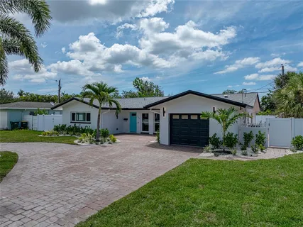 $779,900 | 6709 Cardinal Drive South, St. Petersburg, FL 33707