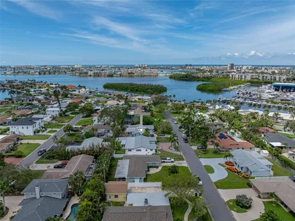 $779,900 | 6709 Cardinal Drive South, St. Petersburg, FL 33707