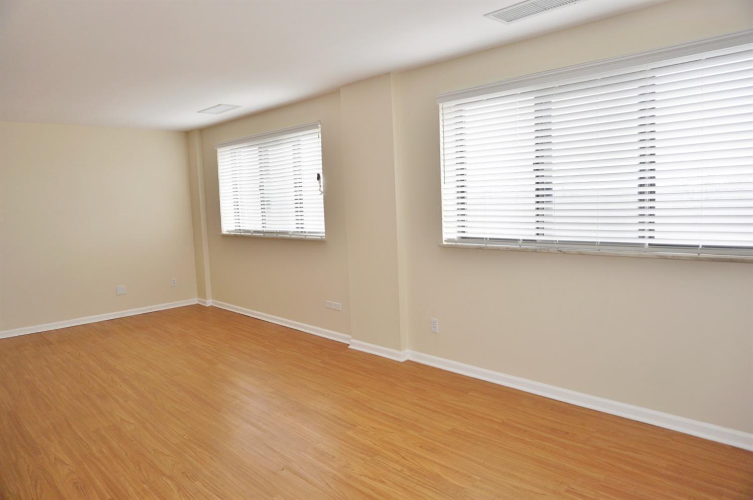 5300 Hamilton Avenue, Unit 605 Cincinnati, OH 45224 - Photo 6 of 24