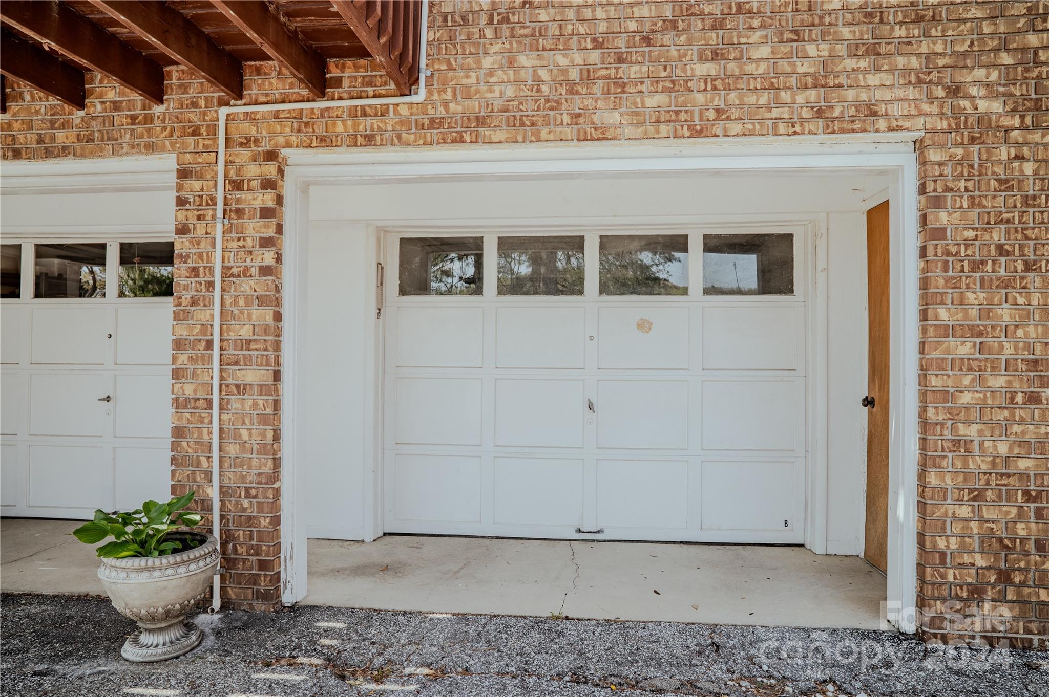 100 Falling Waters Road Hendersonville, NC 28792 - Photo 26 of 30 Gallery Image 26