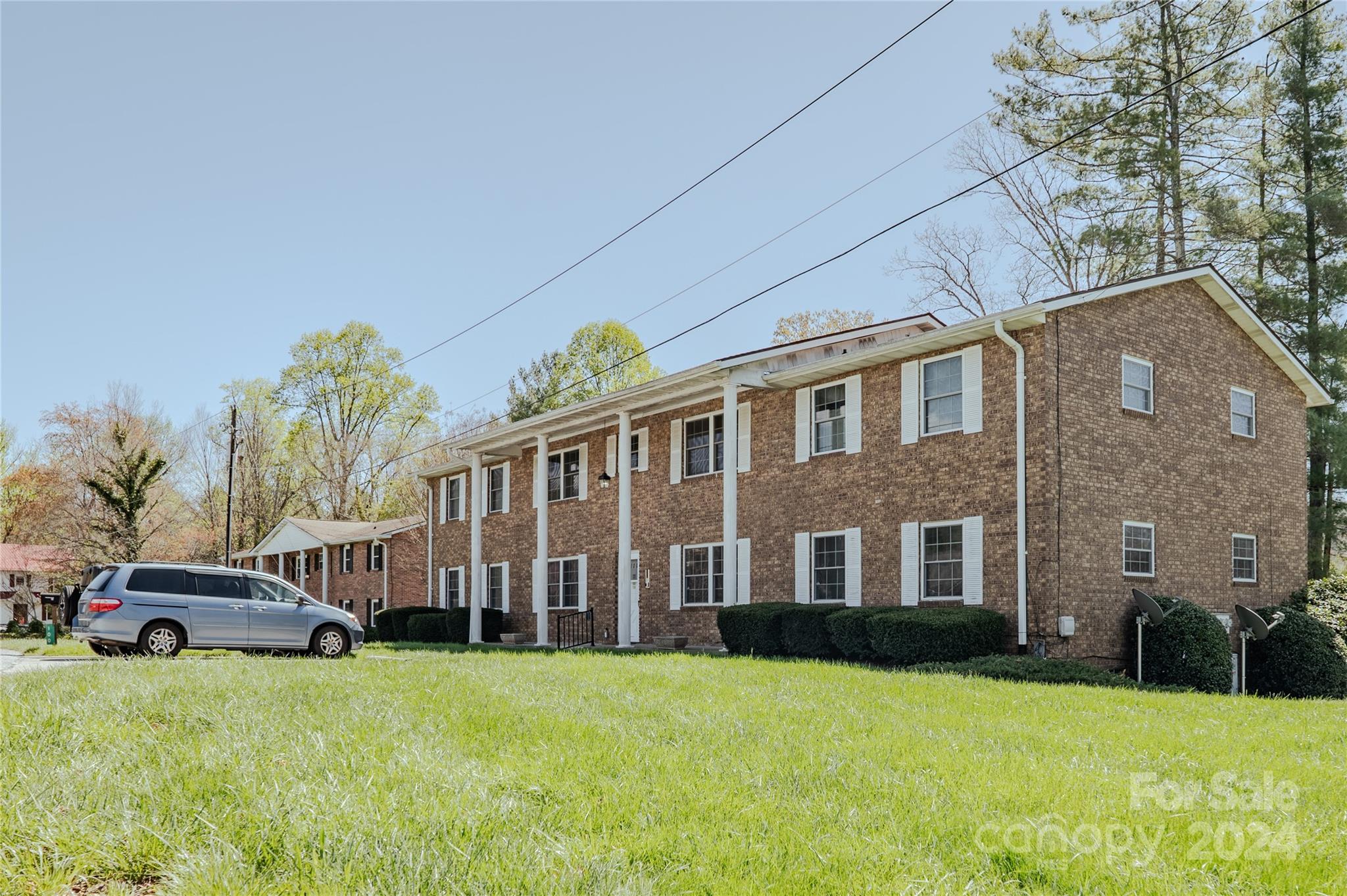 100 Falling Waters Road Hendersonville, NC 28792 - Photo 29 of 30 Gallery Image 29