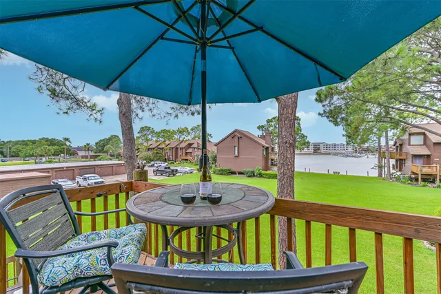 $320,000 | 2114 Crows Nest Drive, League City, TX 77573