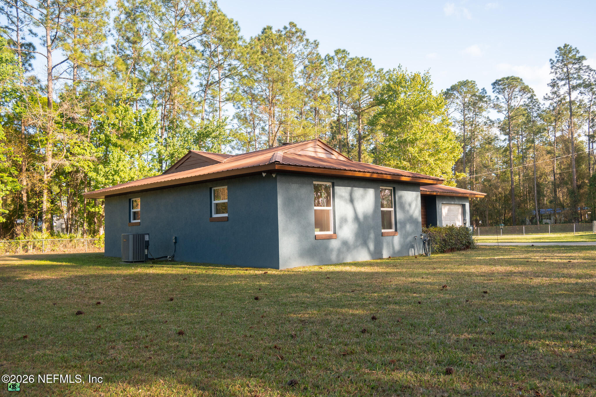 380 Stokes Landing Road Palatka, FL 32177 - Photo 14 of 40 DSC_5657