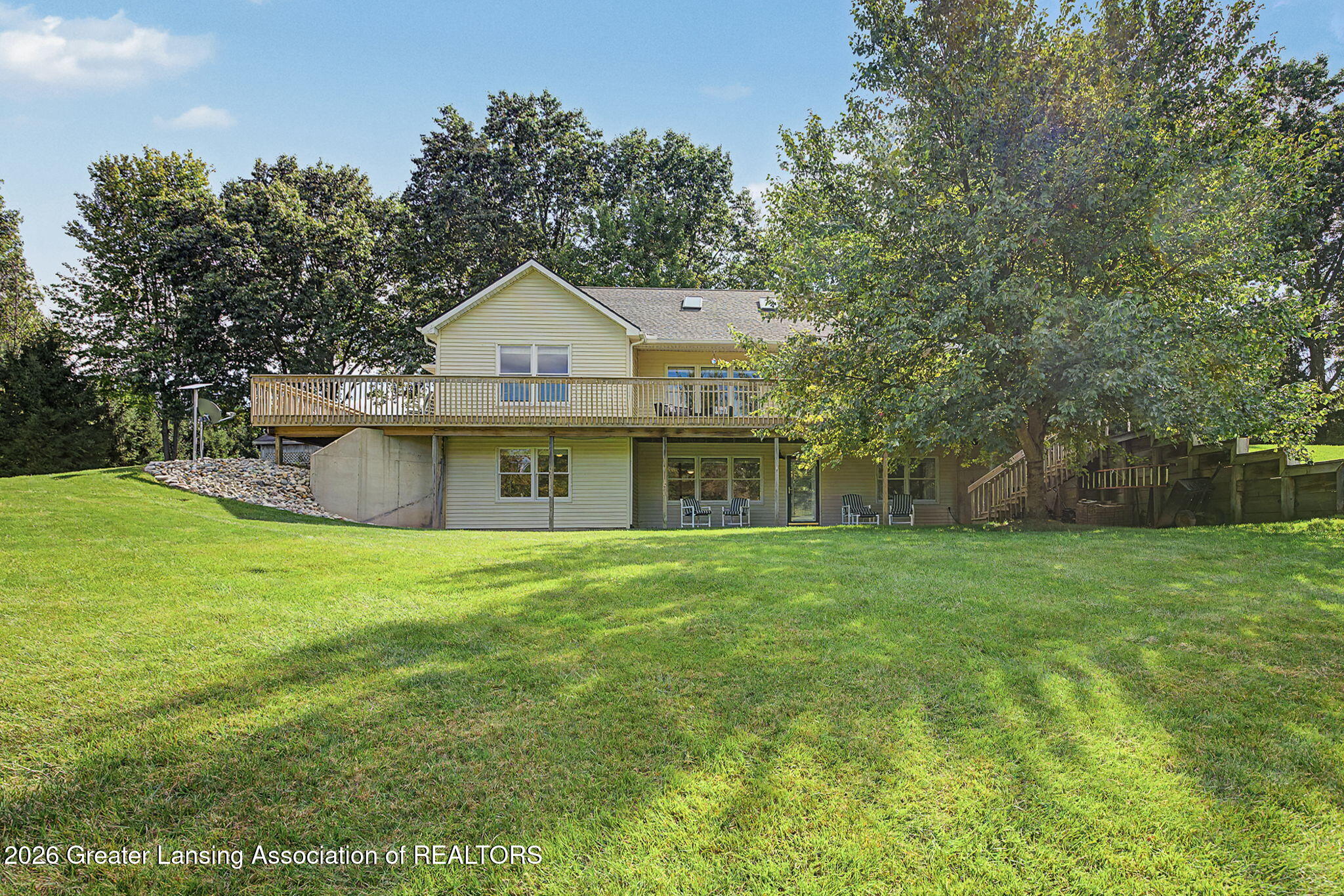 11489 Shaftsburg Road Perry, MI 48872 - Photo 1 of 34 Front