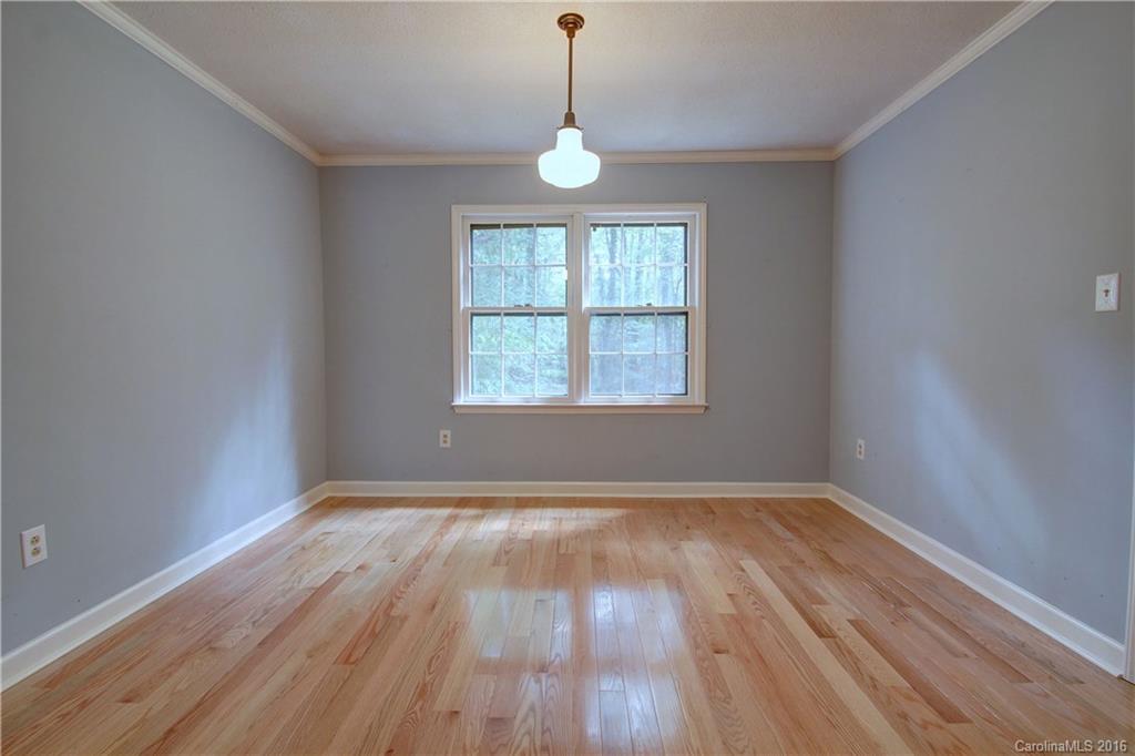 724 Falls Church Road Charlotte, NC 28270 - Photo 5 of 24 Gallery Image 5