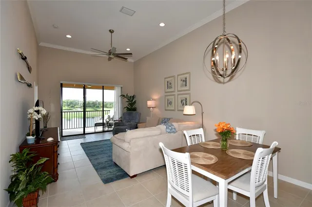 $2,550 | 13732 Messina Loop, Unit 201, Bradenton, FL 34211