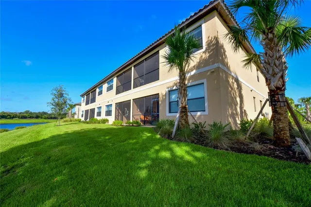 $2,550 | 13732 Messina Loop, Unit 201, Bradenton, FL 34211