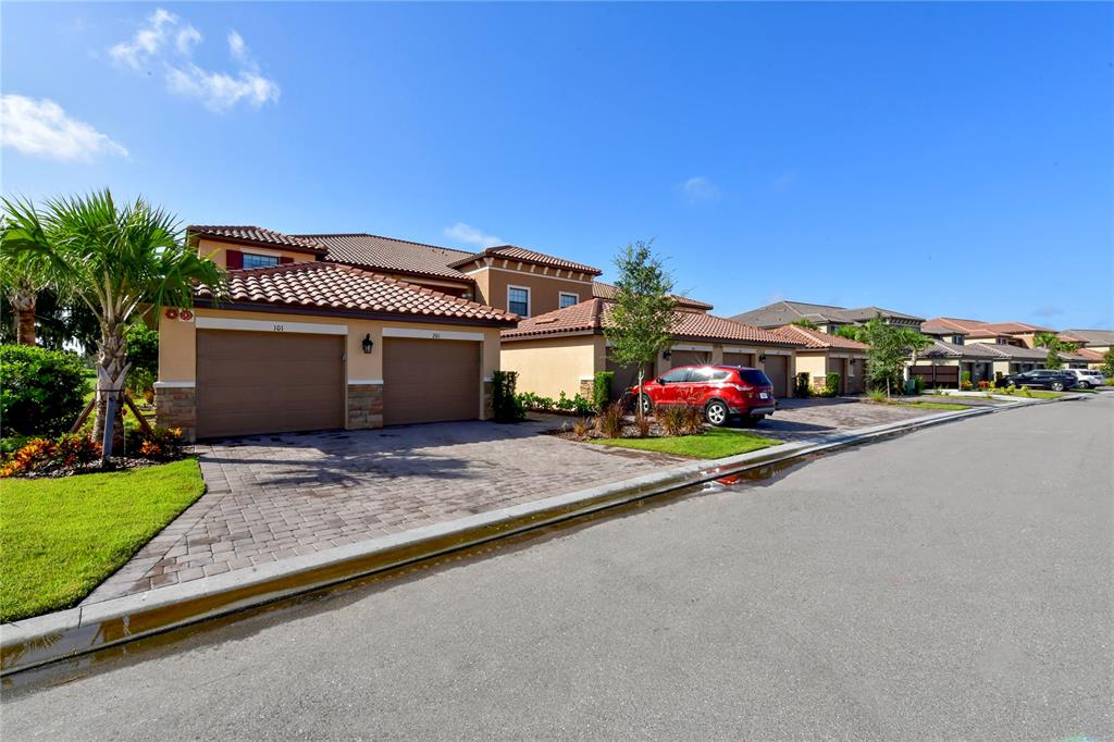 13732 Messina Loop, Unit 201 Bradenton, FL 34211 - Photo 4 of 76