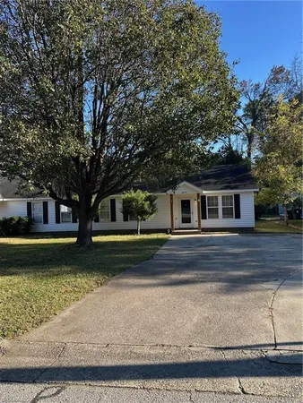 $1,300 | 107 West McIver Street, Unit B, Zebulon, NC 27597