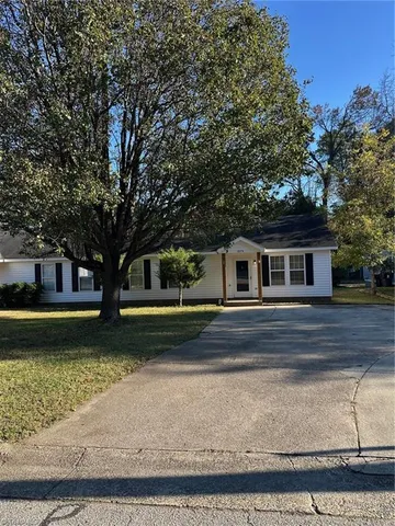 $1,400 | 107 West McIver Street, Unit B, Zebulon, NC 27597