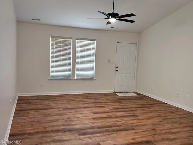 $1,400 | 107 West McIver Street, Unit B, Zebulon, NC 27597