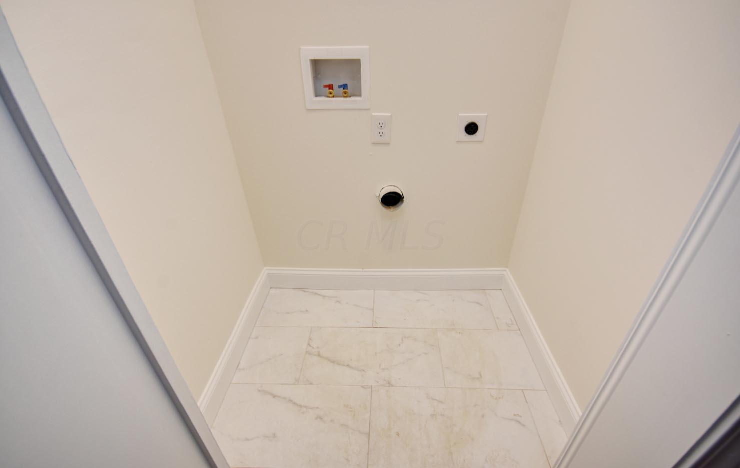 1443 Bryden Road Columbus, OH 43205 - Photo 29 of 45 Second Floor Laundry